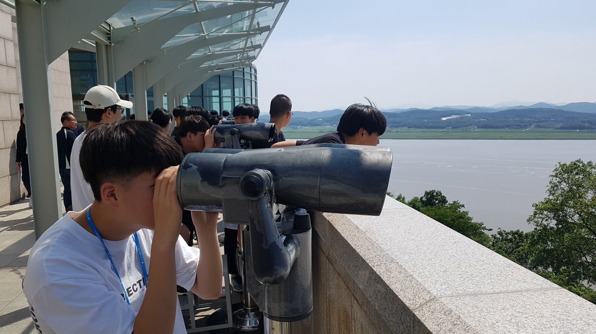 장산중학교(6.12~6.14) 통일체험연수 사진입니다.